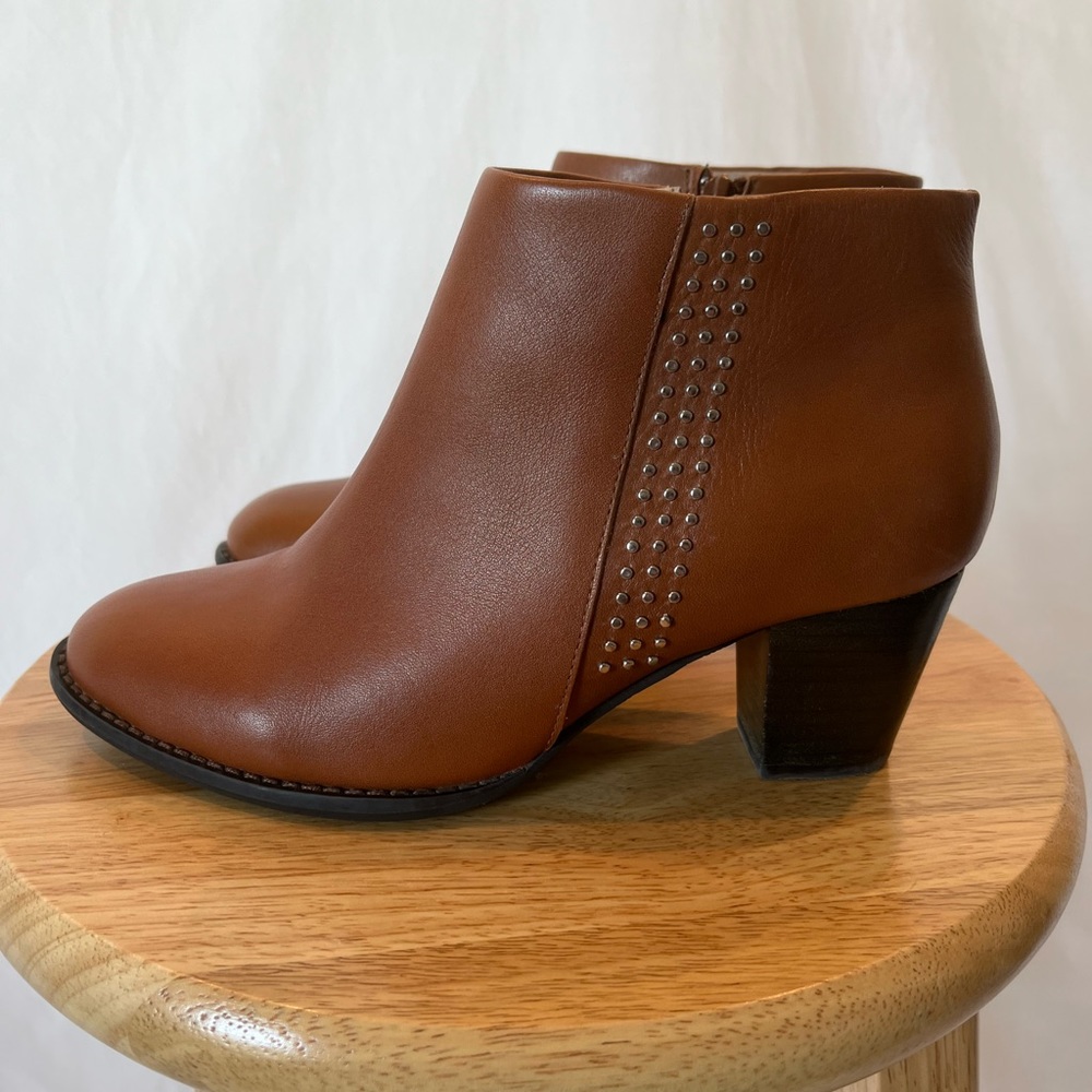 Leather Vionic Short Brown/Tan Ankle Bootie